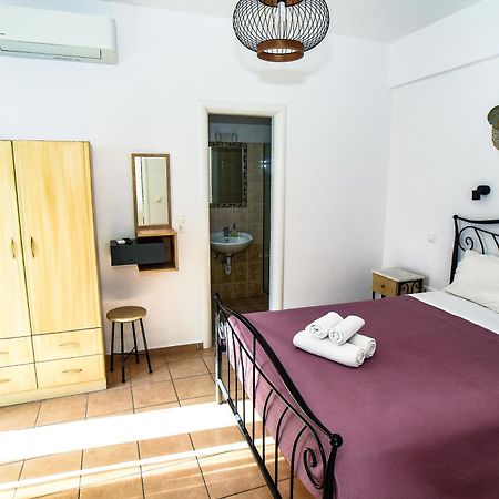 אורנוס Celeste Apartments מראה חיצוני תמונה