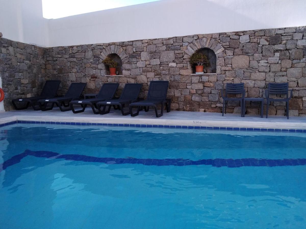 אורנוס Celeste Apartments מראה חיצוני תמונה