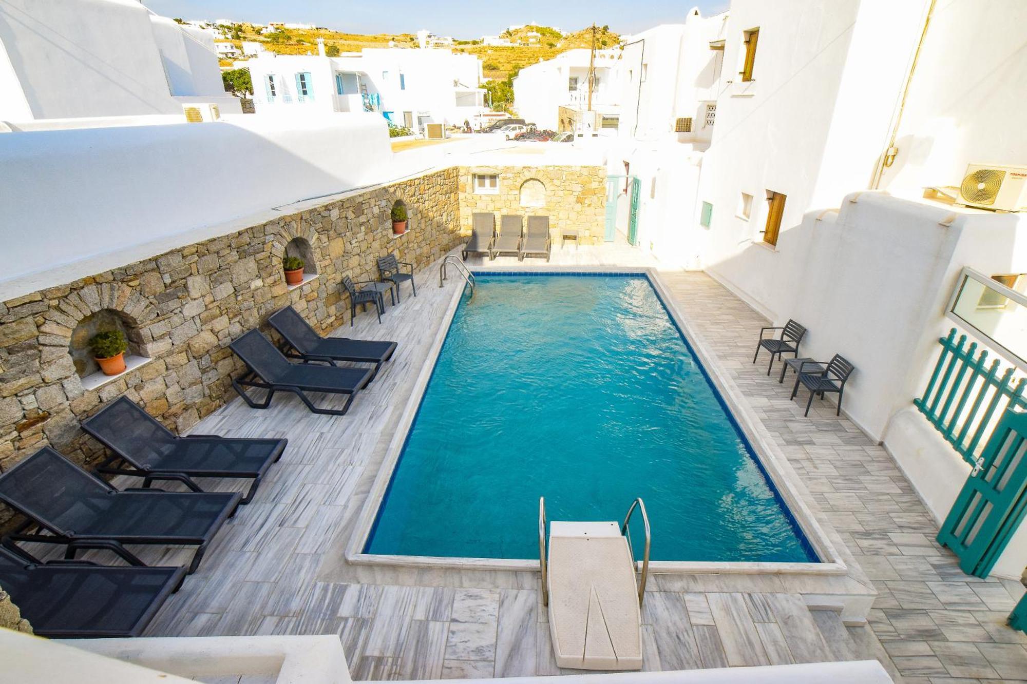 אורנוס Celeste Apartments מראה חיצוני תמונה