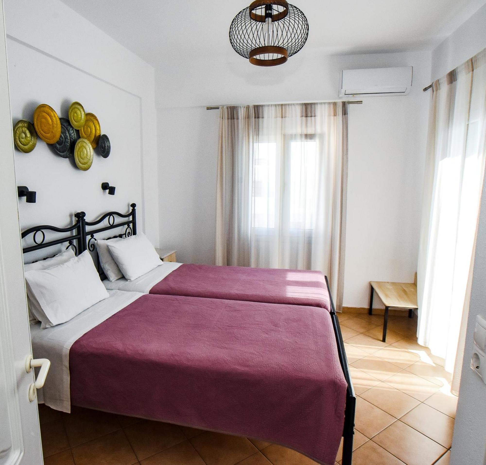 אורנוס Celeste Apartments מראה חיצוני תמונה