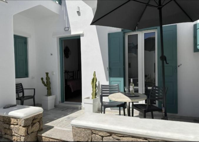 אורנוס Celeste Apartments מראה חיצוני תמונה