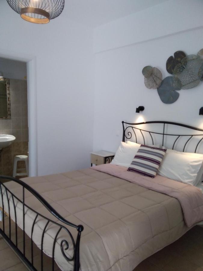 אורנוס Celeste Apartments מראה חיצוני תמונה